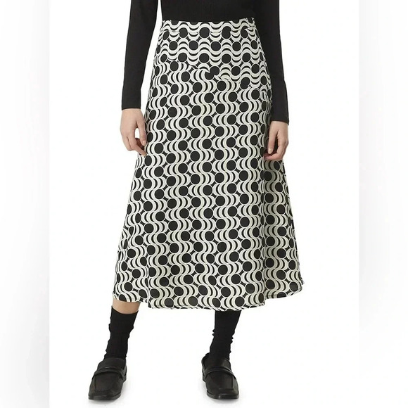 NWT Compania Printed Oasis Skirt - Picture 4 of 7